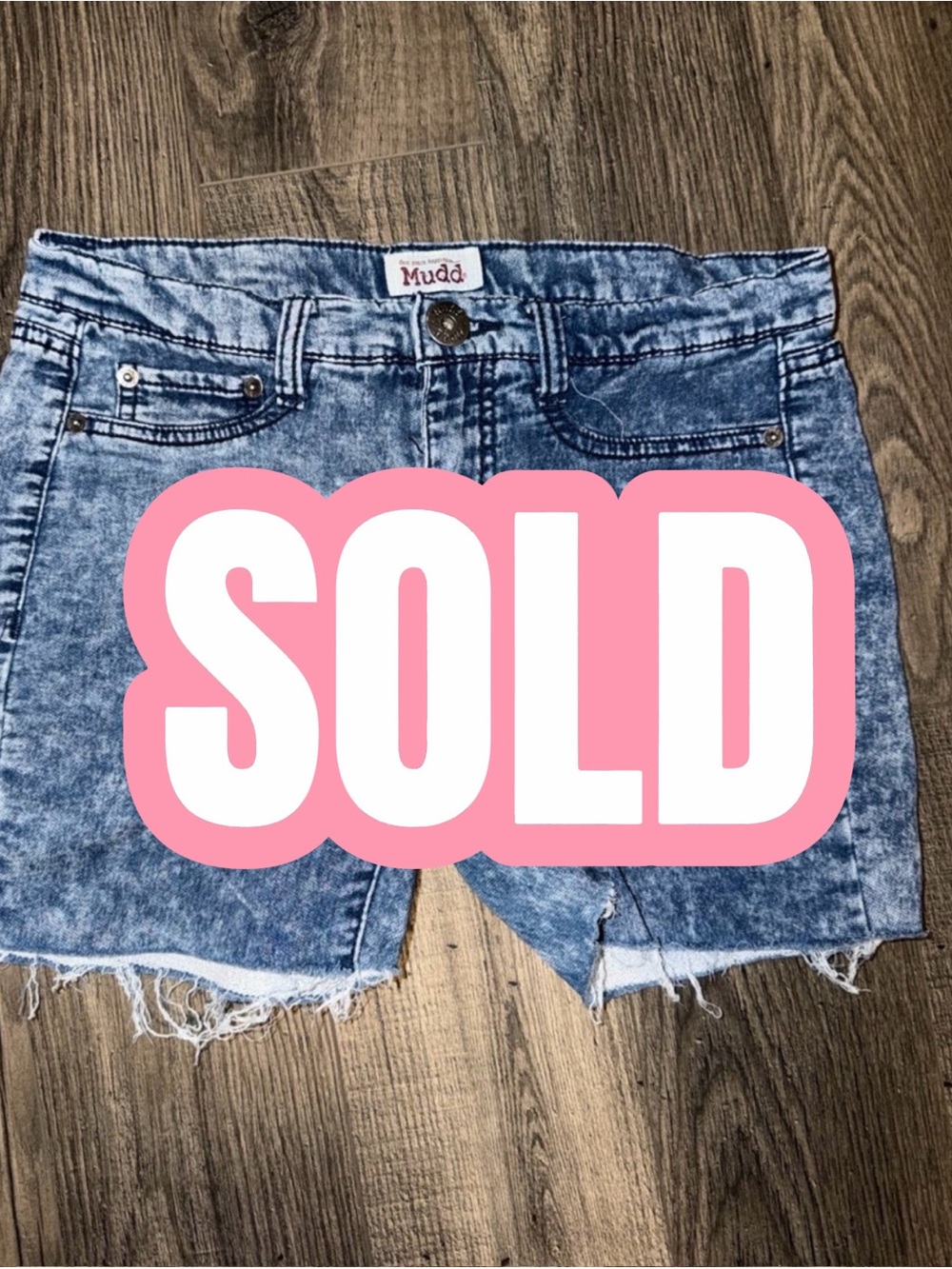 Mudd Women’s Acid Wash Jegging Shorts